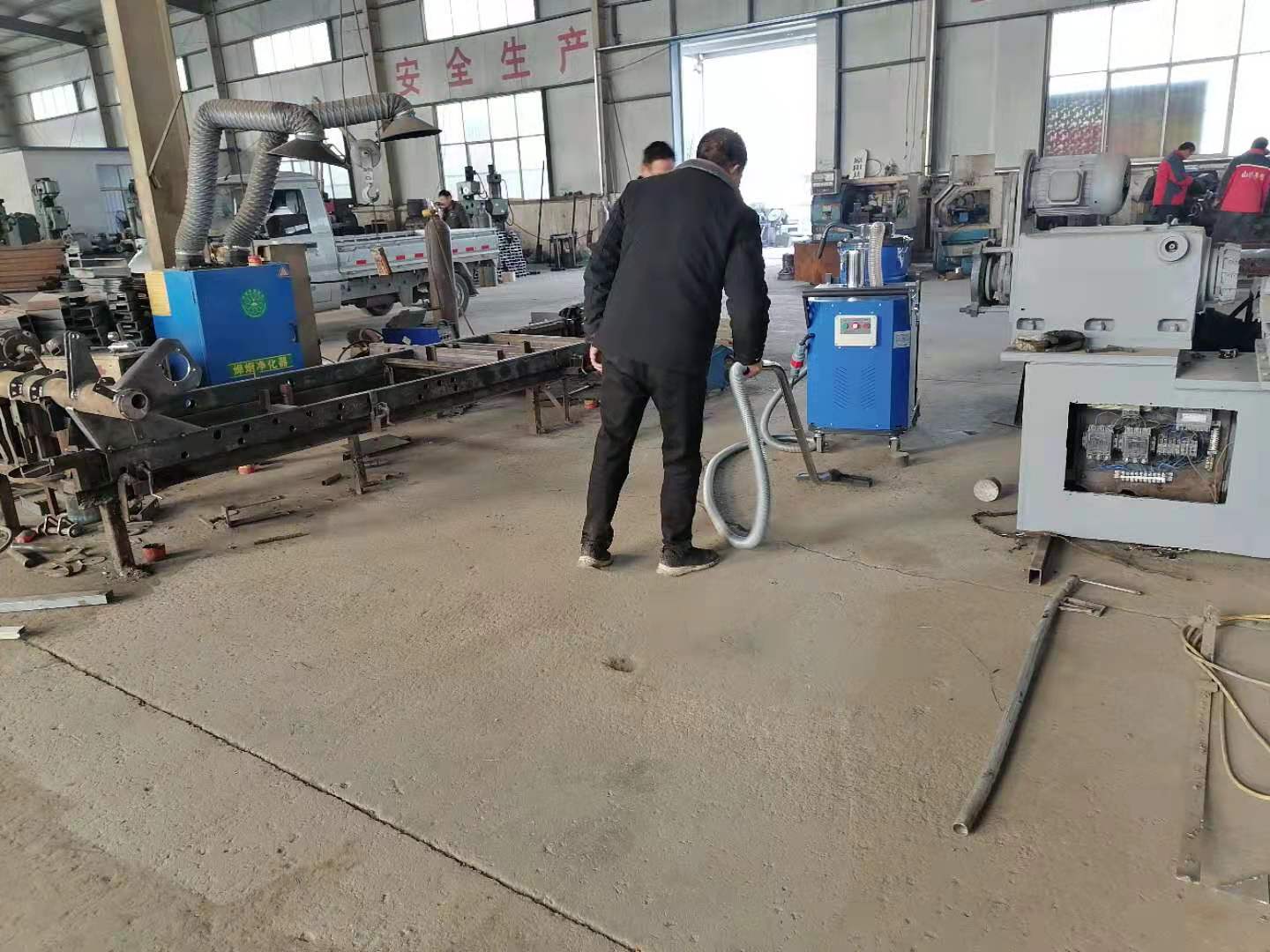 机械加工环境日常清理现场